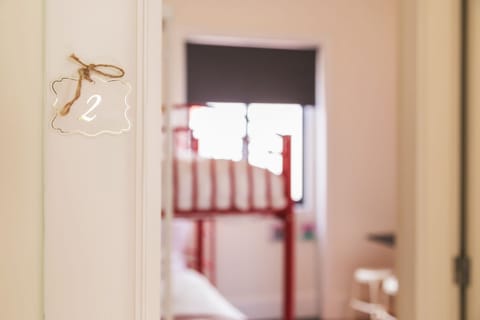 Studio | Individually decorated, individually furnished, free WiFi, bed sheets