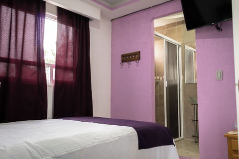 Basic Room | Free WiFi, bed sheets