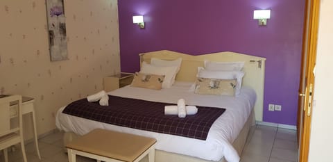 Standard Double Room, 1 Double Bed, Non Smoking | Desk, soundproofing, free WiFi, bed sheets