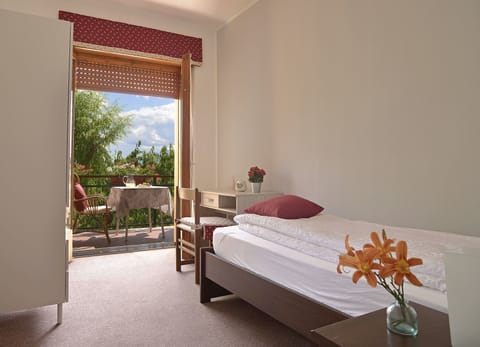 Frette Italian sheets, premium bedding, down comforters