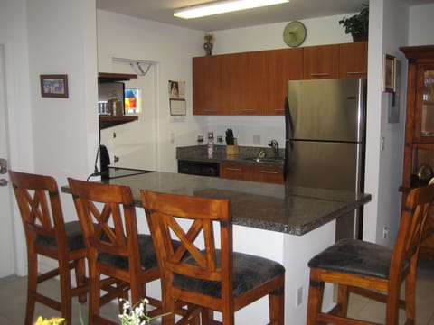Kitchen with counter seating