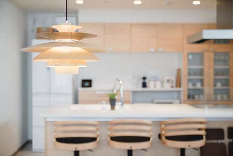 House 6 Bedroom Winter | Private kitchen | Full-size fridge, microwave, oven, stovetop