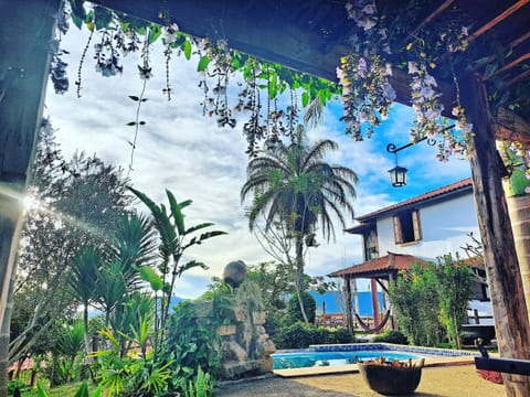 2 outdoor pools, sun loungers