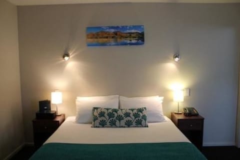 Premium bedding, Select Comfort beds, in-room safe