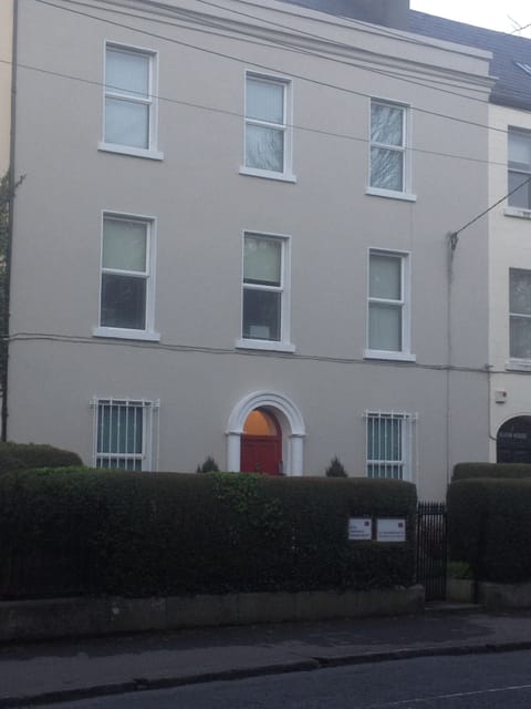 The Silver Teal & Silver Acres Apartments; Main House built c1830