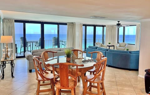 Gorgeous Views in dining and living area!