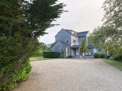 Secluded entrance to the house