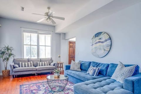 Large living room where your entire group can spend time together!