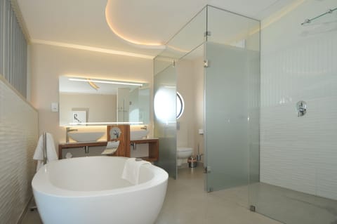 Superior Room (Sea Facing) | Bathroom | Separate tub and shower, deep soaking tub, rainfall showerhead