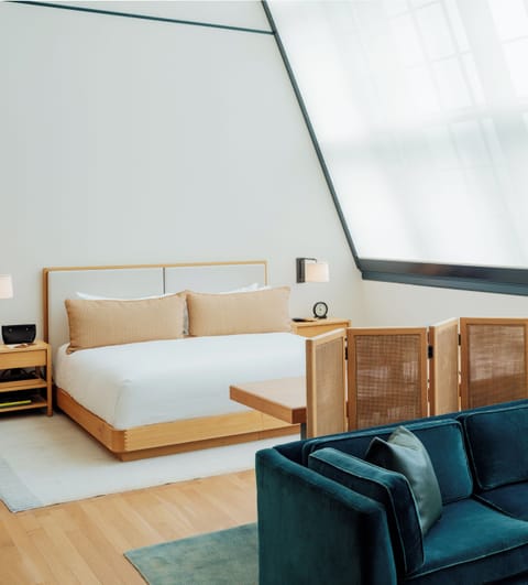 Suite, 1 King Bed (Canfield) | Frette Italian sheets, premium bedding, minibar, in-room safe