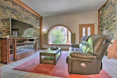 Helena Vacation Rental | 3BR | 2.5BA | Stairs Required | 3,000 Sq Ft