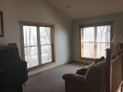 Loft area w sleeper sofa