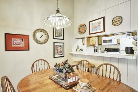 Dinig room and kitchen