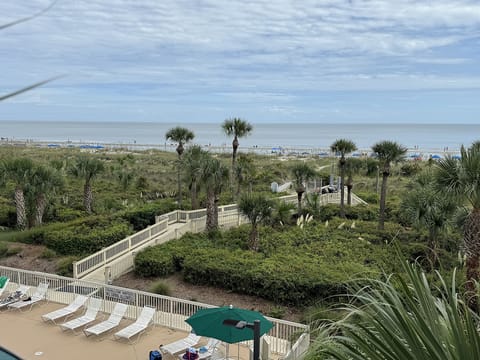 Private beach access through the dunes