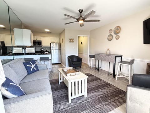 Always updated coastal decor