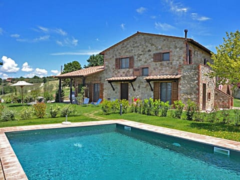Seasonal outdoor pool, pool umbrellas, sun loungers