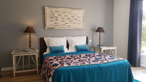 Double Room, Garden View (Bois Flotté) | Individually decorated, individually furnished, blackout drapes