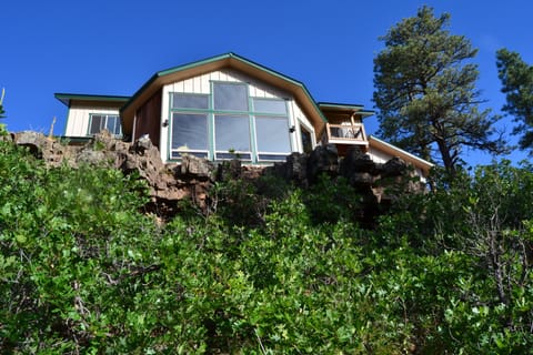 House near canyon ridge