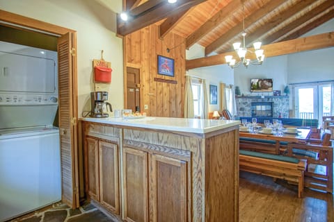 The kitchen has plenty of room to work at.