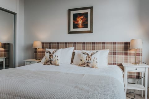 Super kind size bed