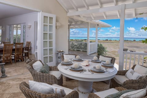Villa | Terrace/patio
