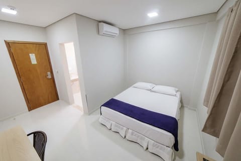 Minibar, desk, soundproofing, free WiFi