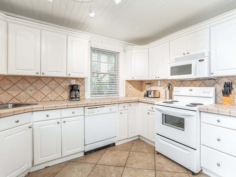 Downstairs Fully Equipped Kitchen