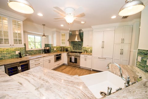 Gourmet Kitchen with Thermador Gas Range, French Door Refrigerator and Prep Sink