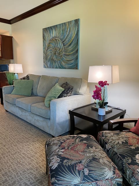 "This condo & resort are beautiful, modern and very well maintained." Feb '22
