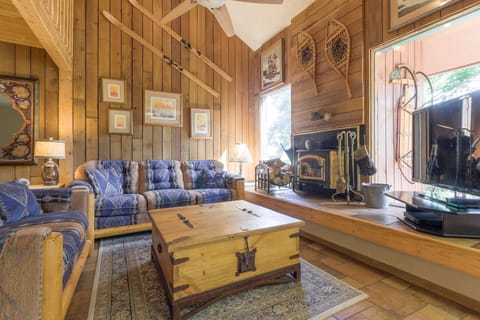 Living Room with Fireplace
