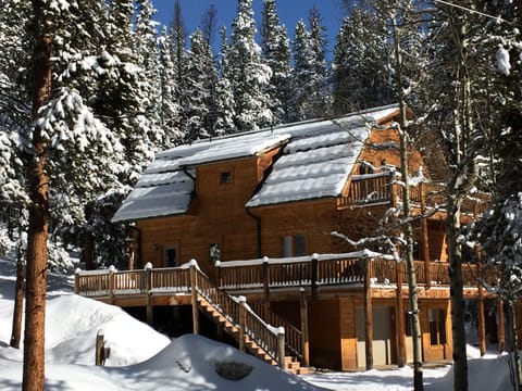 300 days of sun and 300 inches of snow!