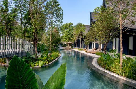 Outdoor pool, open 7:00 AM to 7:00 PM, sun loungers
