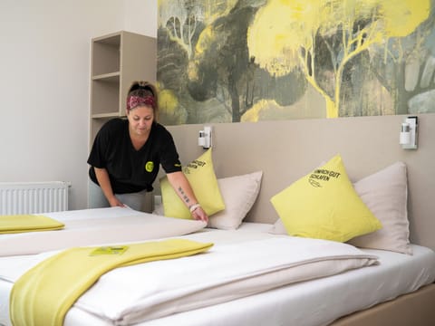 Standard Double or Twin Room | Hypo-allergenic bedding available, desk, WiFi (free), bed sheets