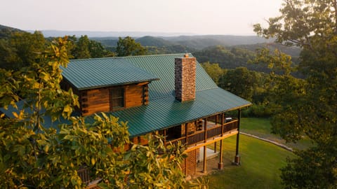 Hans Creek Cabin (1)