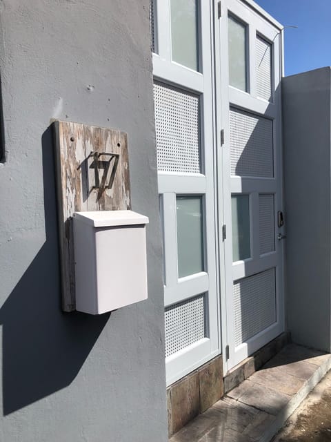 Entrance to garden entryway
