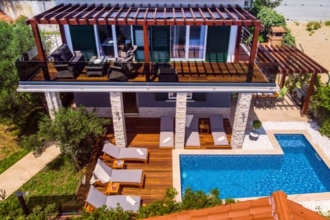 Front view of the villa