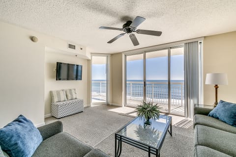 Beautiful, expansive, beach and ocean views! You can clearly hear the surf!