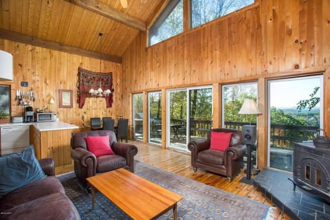 Main level open space 