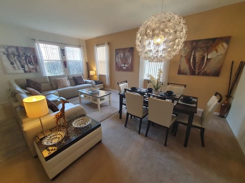 African themed tranquil living room 