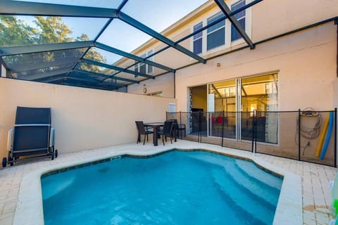 Private Screened-In Pool