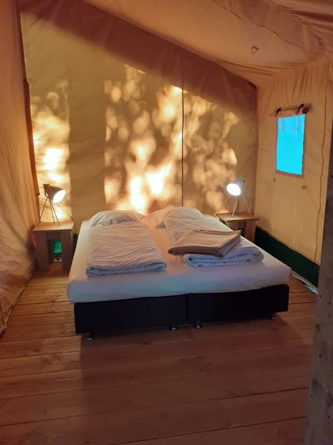 Luxury Tent, Multiple Beds, Non Smoking, Garden View (Tente Safari) | Individually decorated, individually furnished