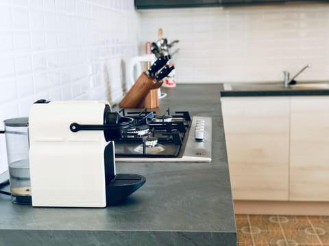 Traditional House, 2 Bedrooms, Lake View | Coffee and/or coffee maker