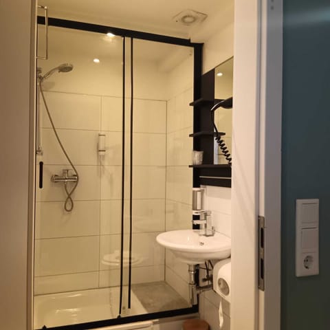 Double Room | Bathroom | Shower, slippers, towels