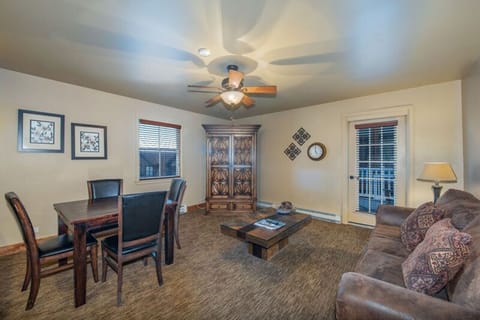 ParkCityResortLodging-ResortPlaza5009