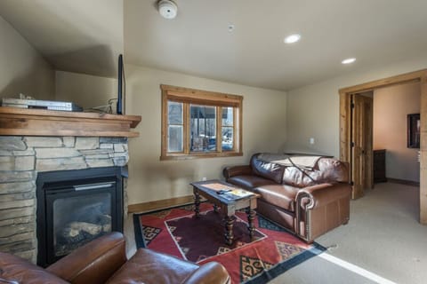 ParkCityResortLodging-JupiterInn10