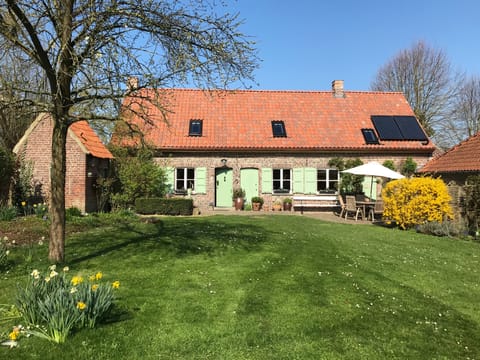 The holiday home in spring
