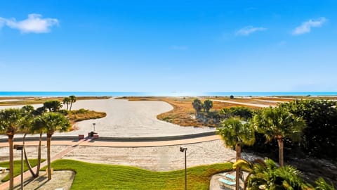 Surf Beach Room 405 Balcony View