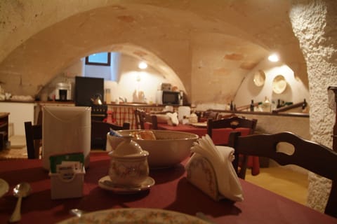 Free daily full breakfast