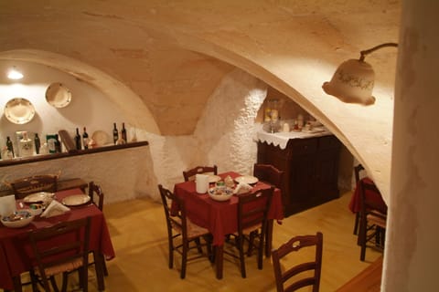 Free daily full breakfast