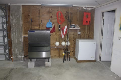 400 lb. ice machine and bait freezer 
